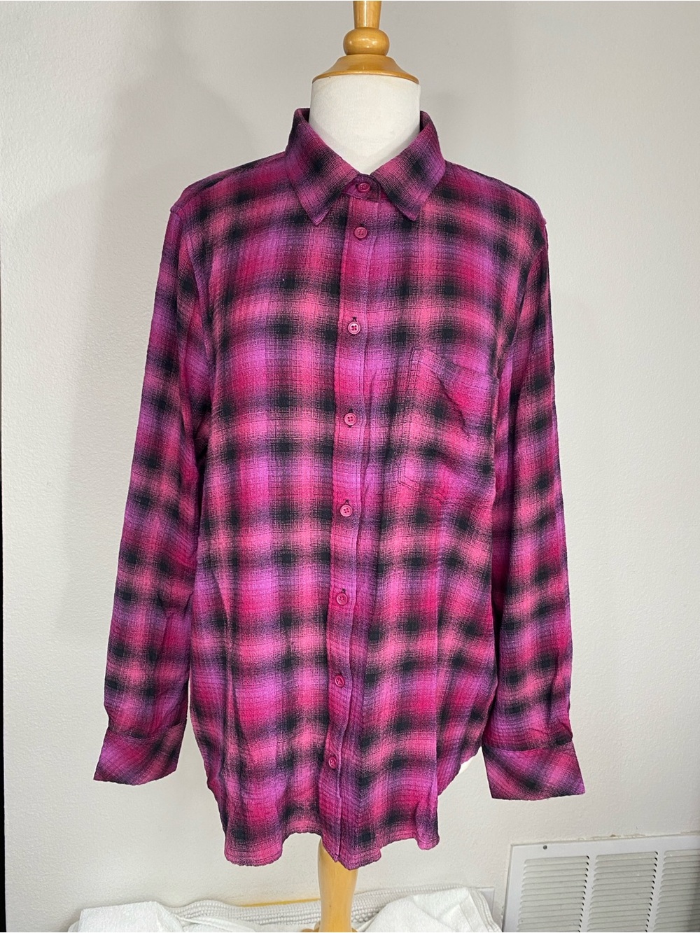 Cosmic Blue Love Women Pink Black Plaid Soft Button Shirt Size Large Cabincore